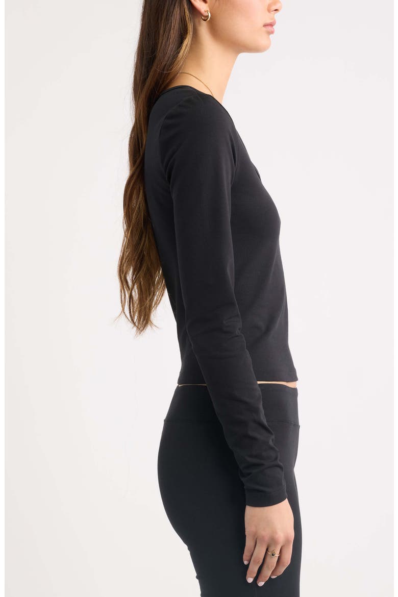 Deep Scoop Neck Long Sleeve Tee, Alternate, color, BLACK
