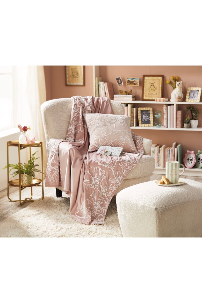Poppy Embroider Velvet Reversible Throw, Alternate, color, Pink