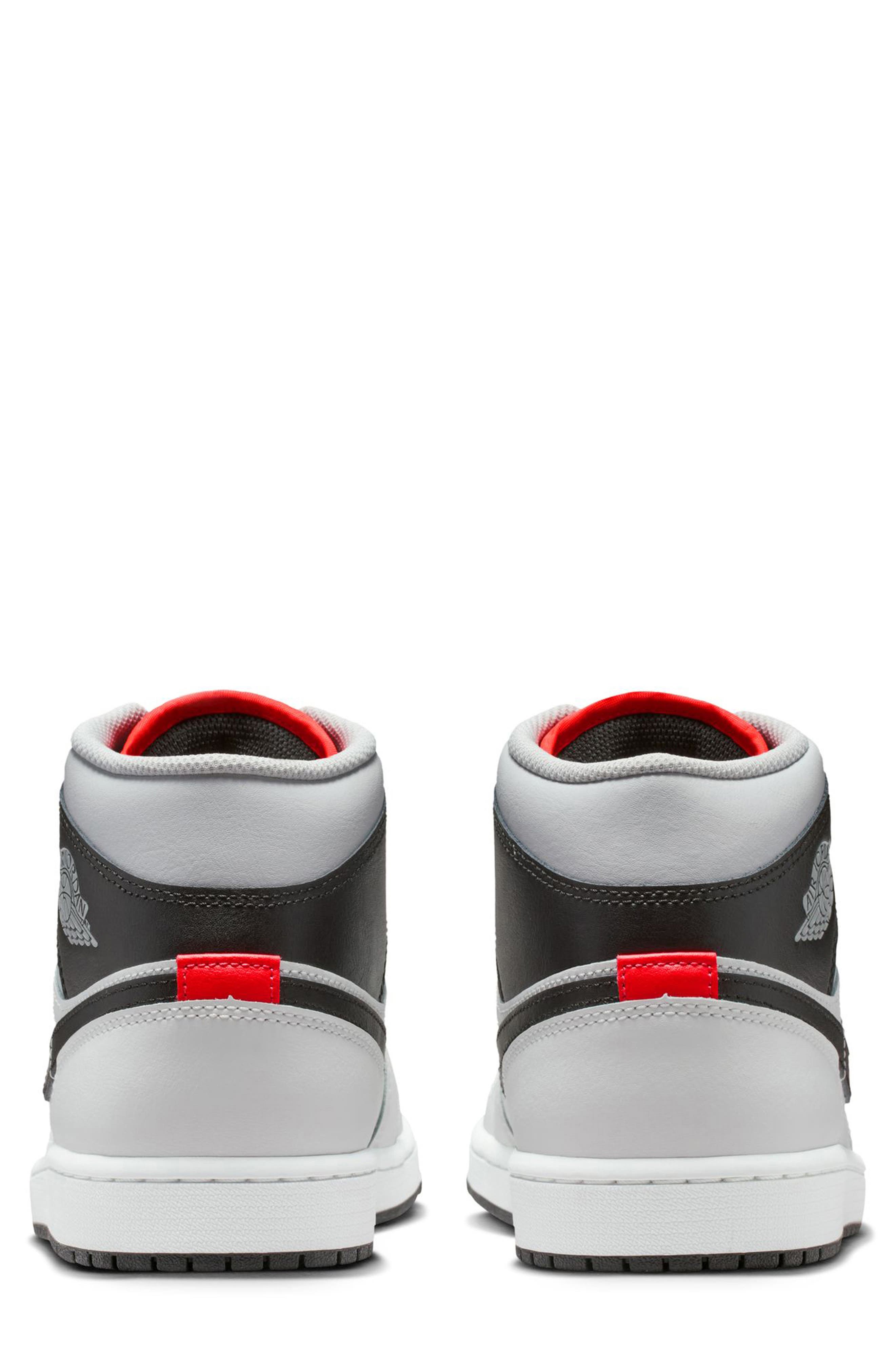 Jordan Air Jordan 1 Mid Basketball Sneaker, Alternate, color, Summit White/ Neutral Grey