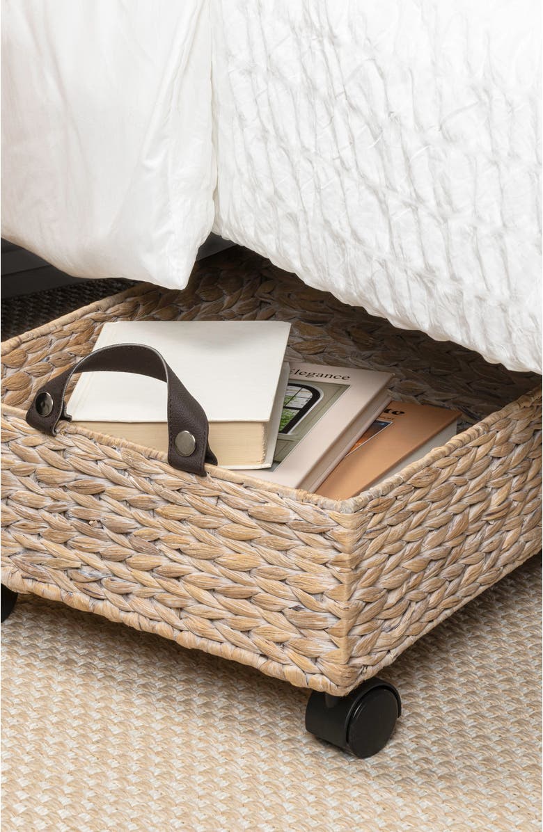 HAPPIMESS Adaline 18.11" Classic Farmhouse Handwoven Hyacinth Rectangular Underbed Storage Bin with Wheels and Handles, Alternate, color, White Wash