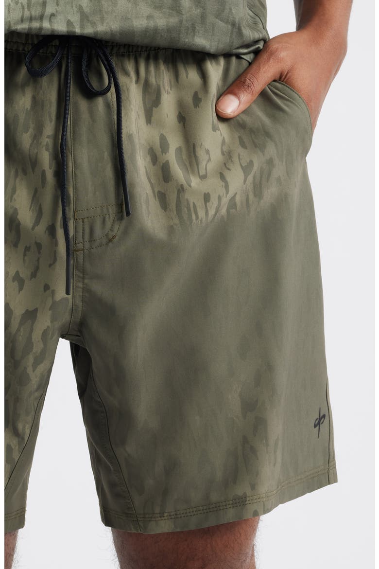 Tempo Tech Shorts, Alternate, color, CHEETAH BROWN