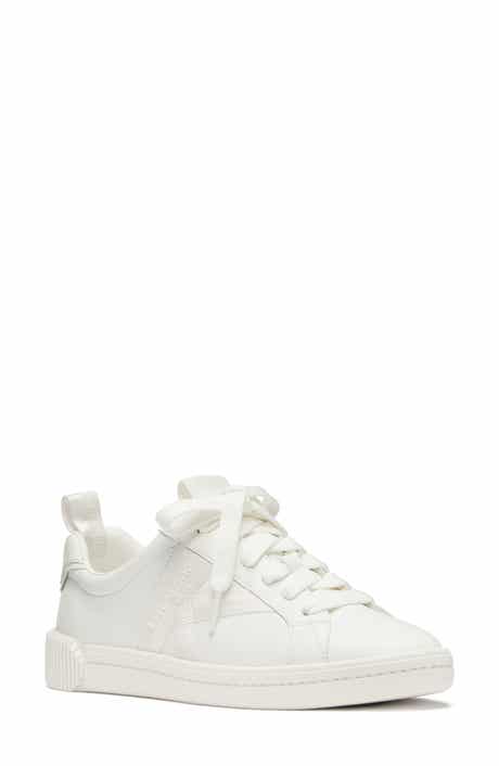 signature sneaker
