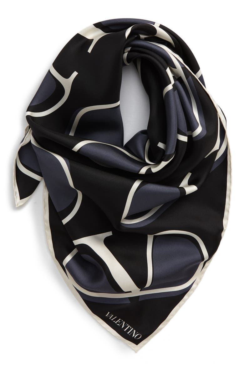 Go Logo Square Silk Scarf, Alternate, color, NERO/ BIANCO