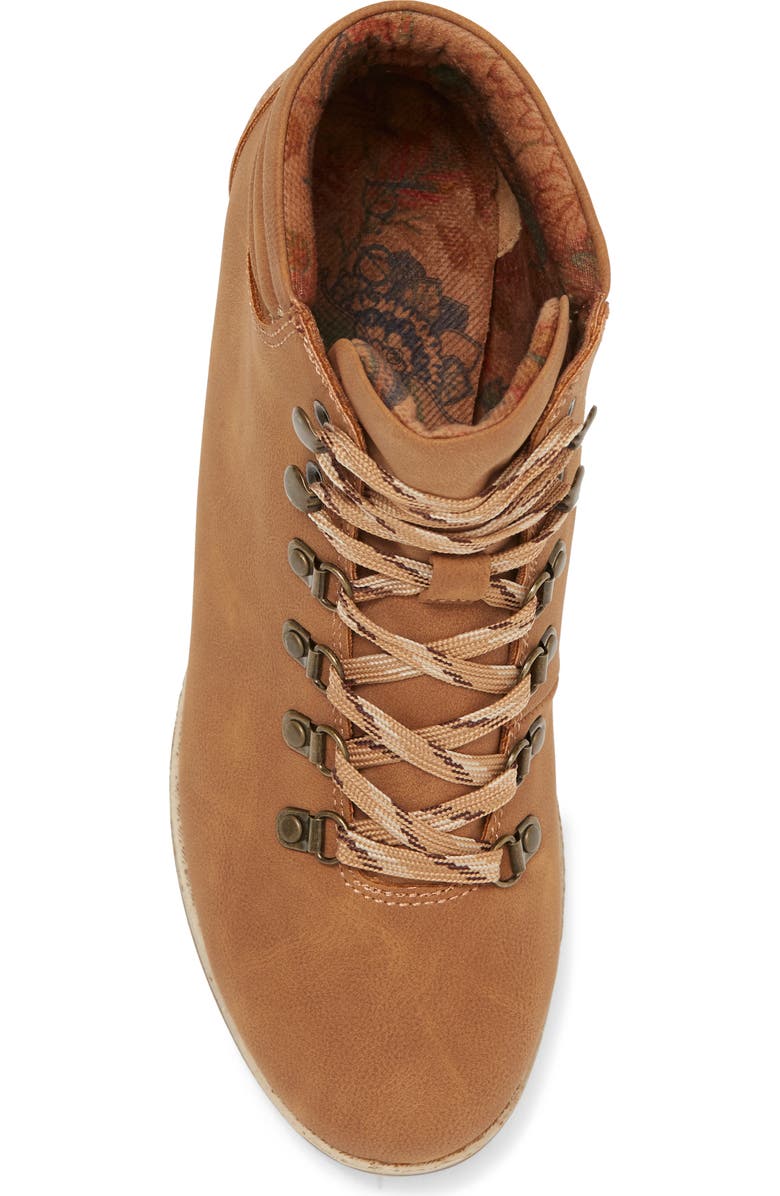 Børn Born Carson Bootie, Alternate, color, Tan Nubuck