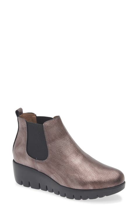Slip-On Chelsea Boot