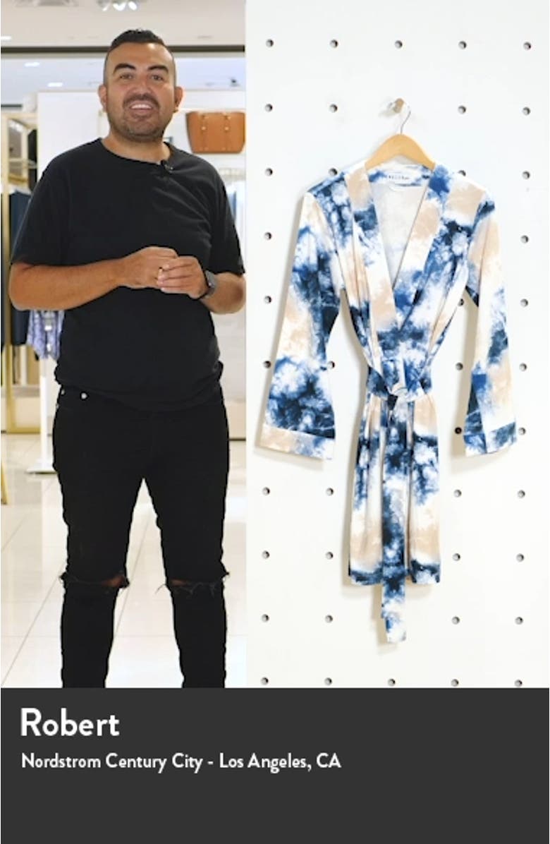 Classic Short Robe, sales video thumbnail