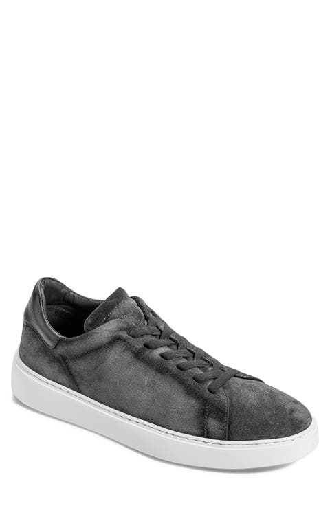 James Sneaker