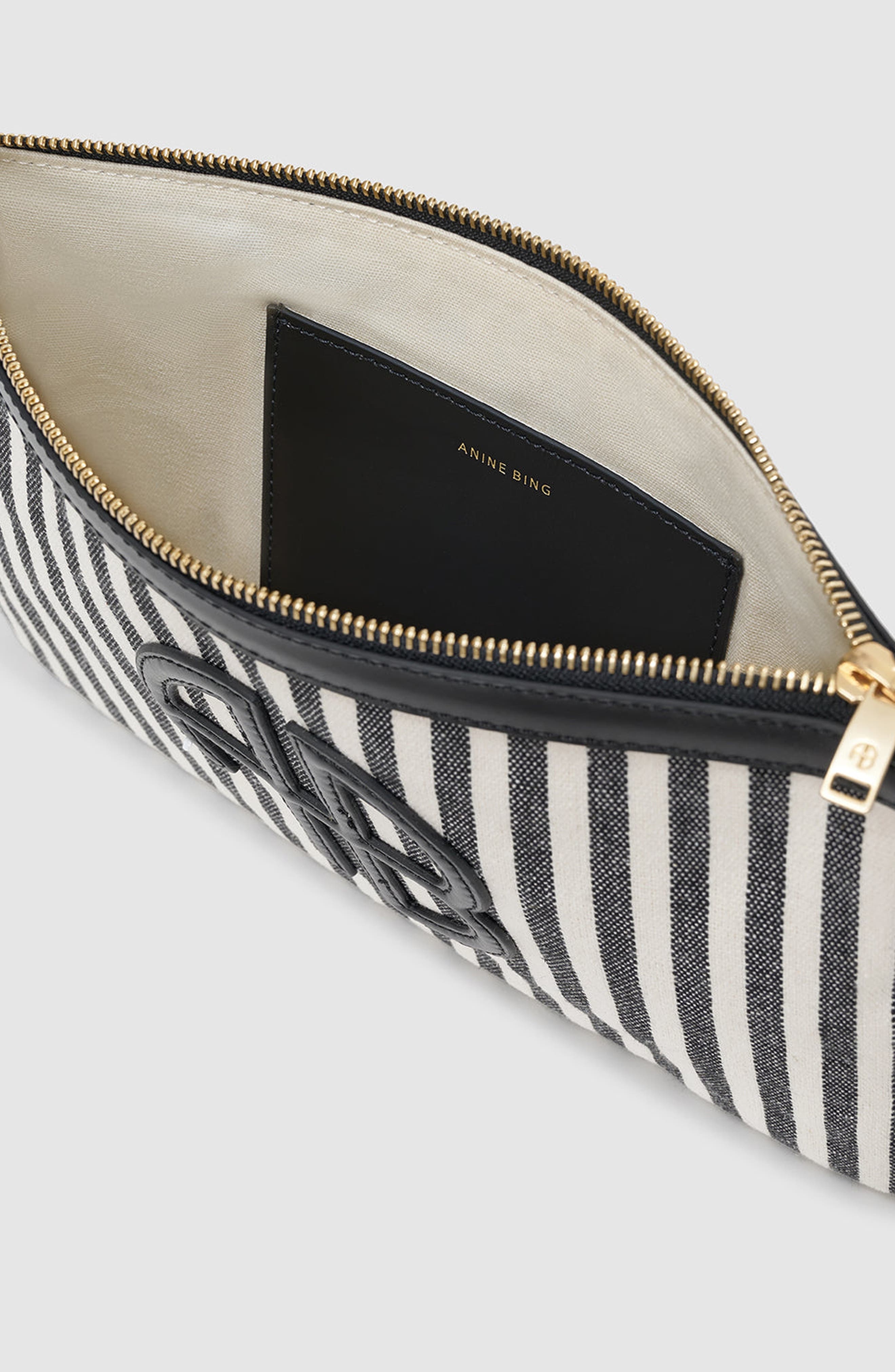 Lili Pouch, Alternate, color, White And Black Stripe