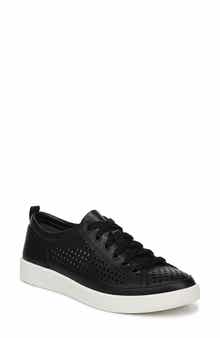 Winny Perf Sneaker