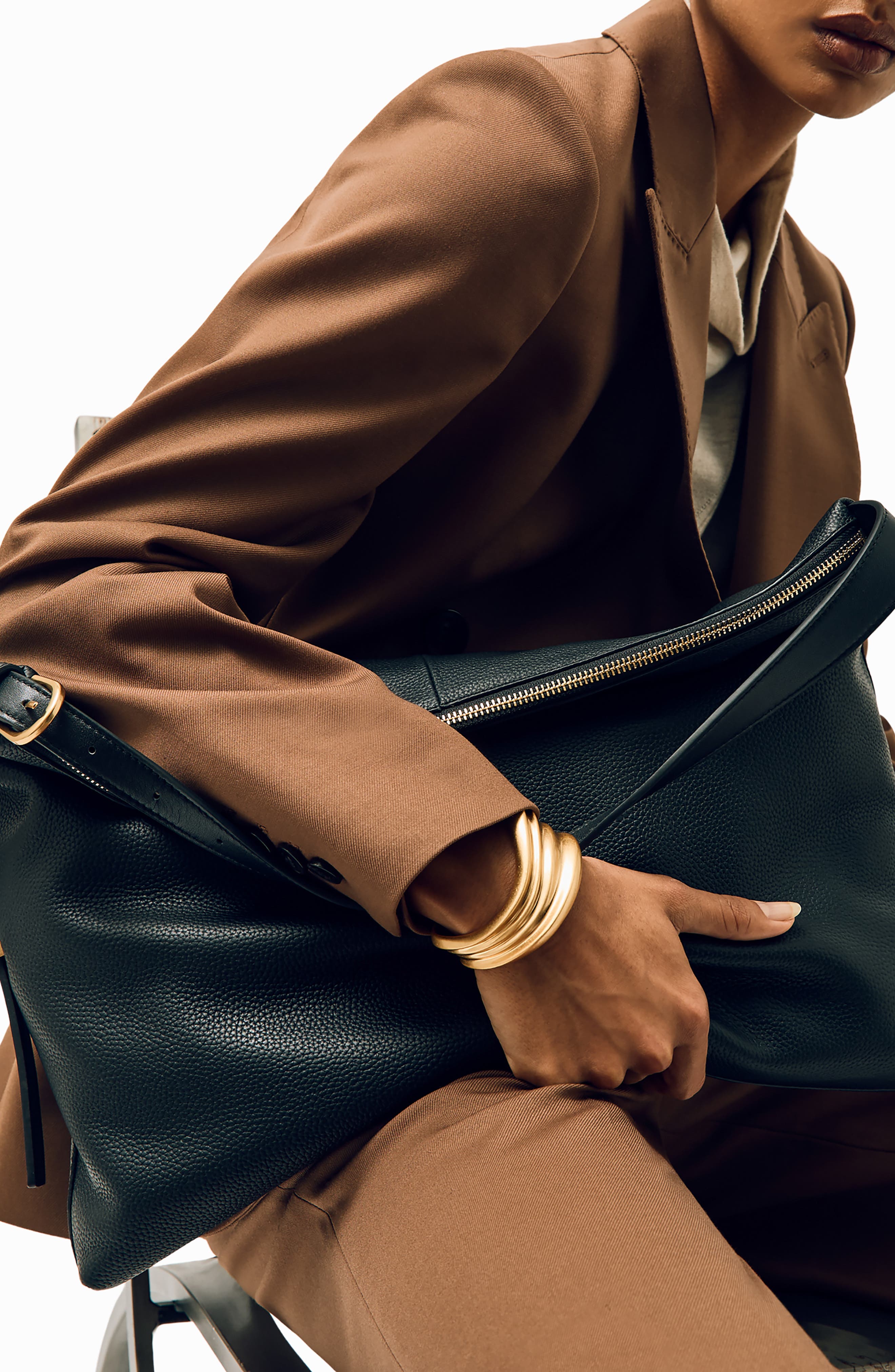 Reiss Vigo Shoulder Bag, Alternate, color, Black