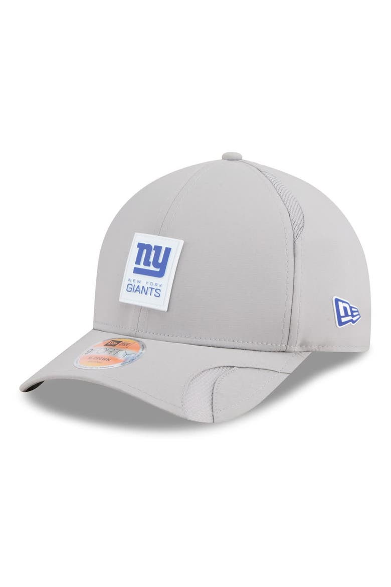Men's New Era Gray New York Giants 2025 Sideline  M-Crown 9FORTY Adjustable Hat, Main, color, Gray