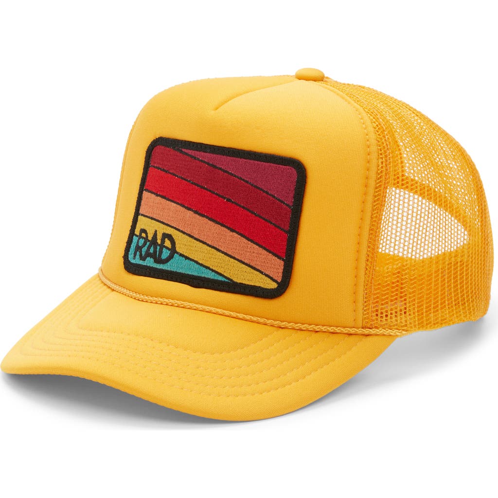 Friday Feelin ' Rad Rainbow Patch Trucker Hat In Yellow