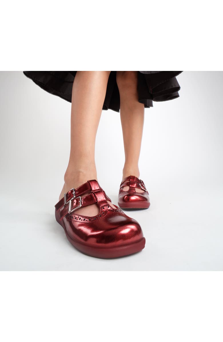 Hot Chocolate Design Chrome Crush Crimson Clog, Alternate, color, Chrome Crush Crimson
