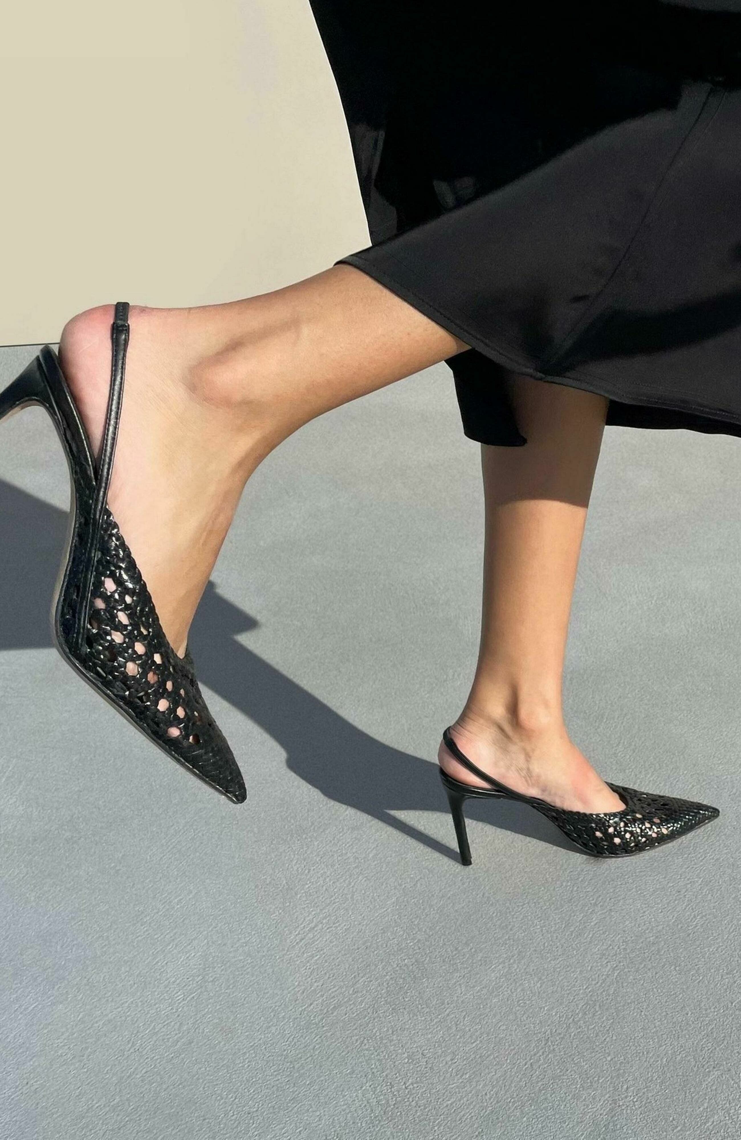 Neil J. Rodgers Hannah Pump, Alternate, color, 