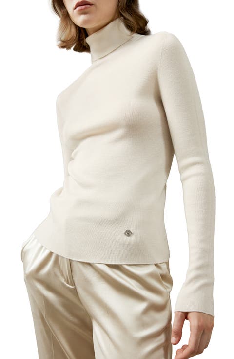 Seamless Silk-Cashmere Blend Turtleneck Sweater