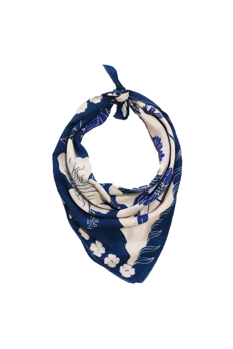 Full Hand Drawn Batik Tulis Bandana, Alternate, color, Hibiscus Poppy Flowers