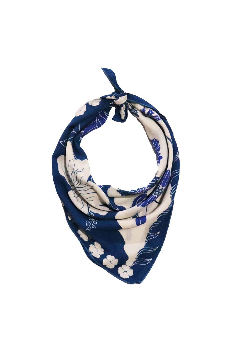 Kasih Co-op Full Hand Drawn Batik Tulis Bandana, Alternate, color, Hibiscus Poppy Flowers