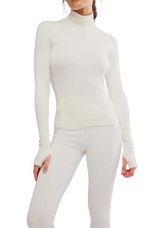 Run Around Seamless Turtleneck Knit Top