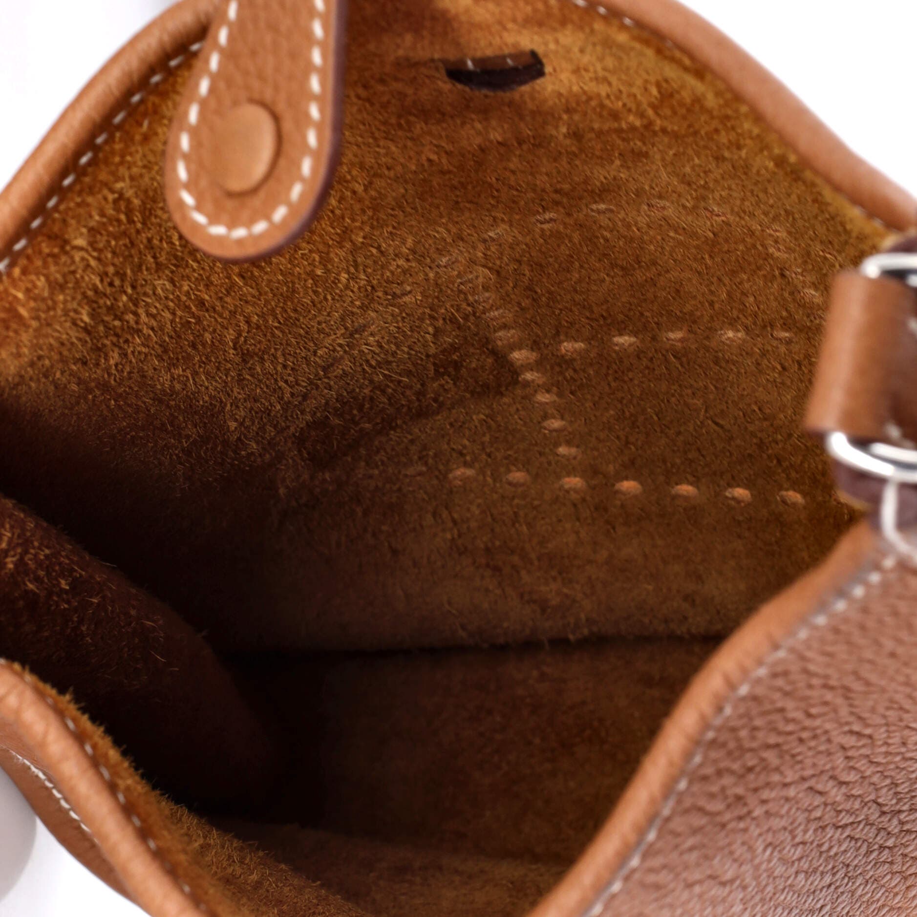 Pre-Owned Hermes Evelyne Bag Gen III Clemence TPM, Alternate, color, Gold