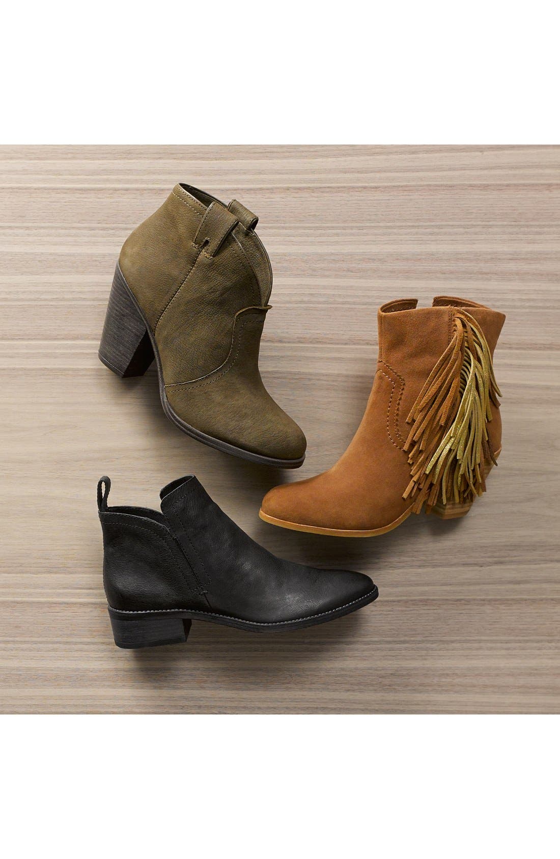 Vince Camuto 'Hillsy' Almond Toe Ankle Bootie, Alternate, color, 