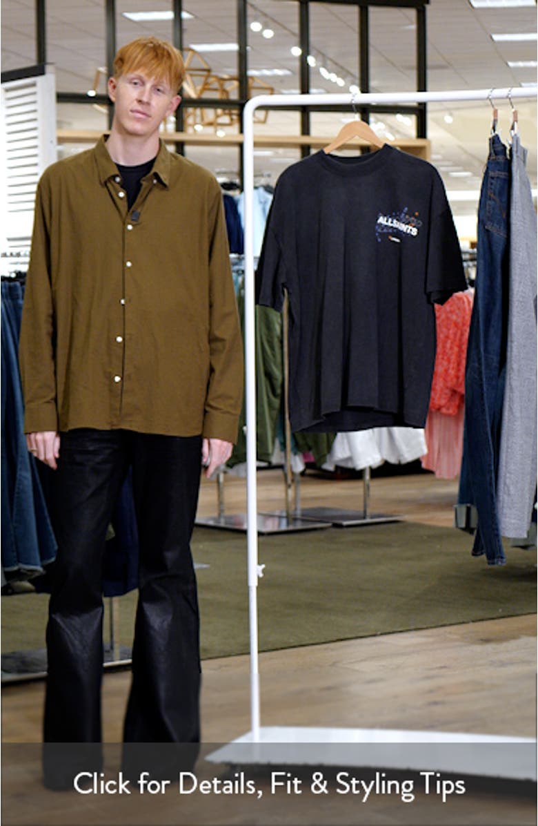 Wavy Short Sleeve Crewneck Graphic T-Shirt, sales video thumbnail