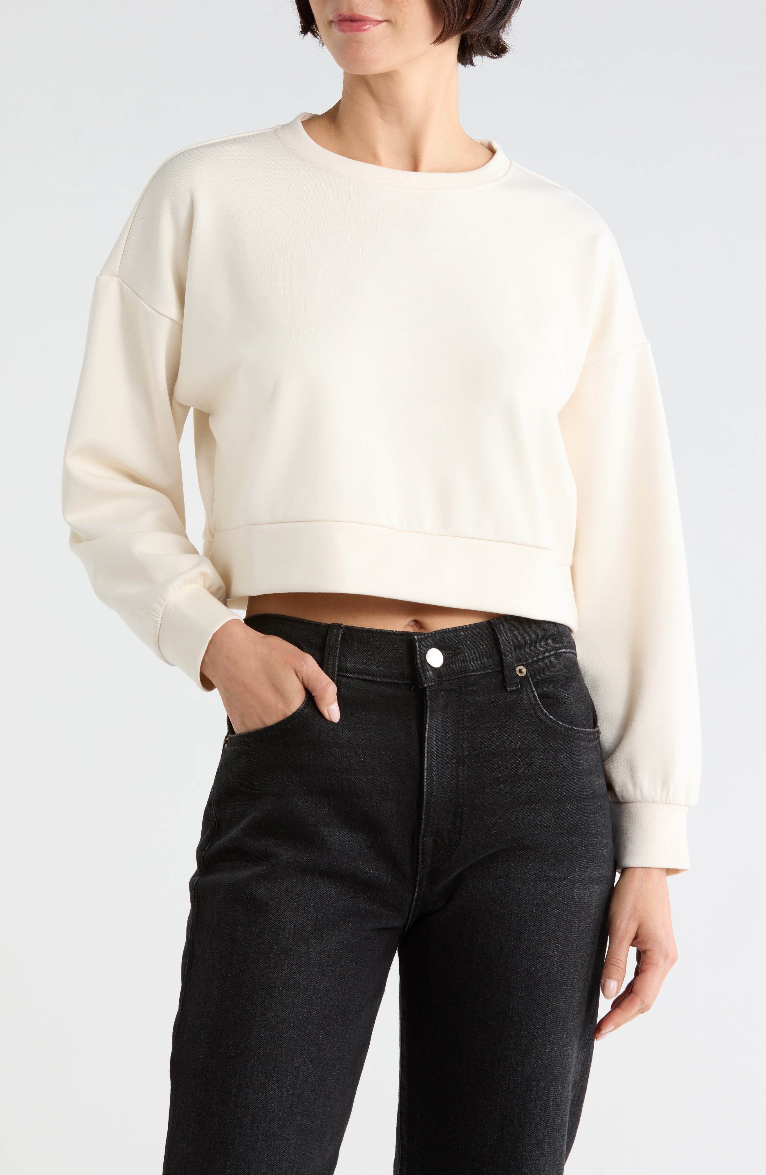 Luvia Cropped Sweatshirt