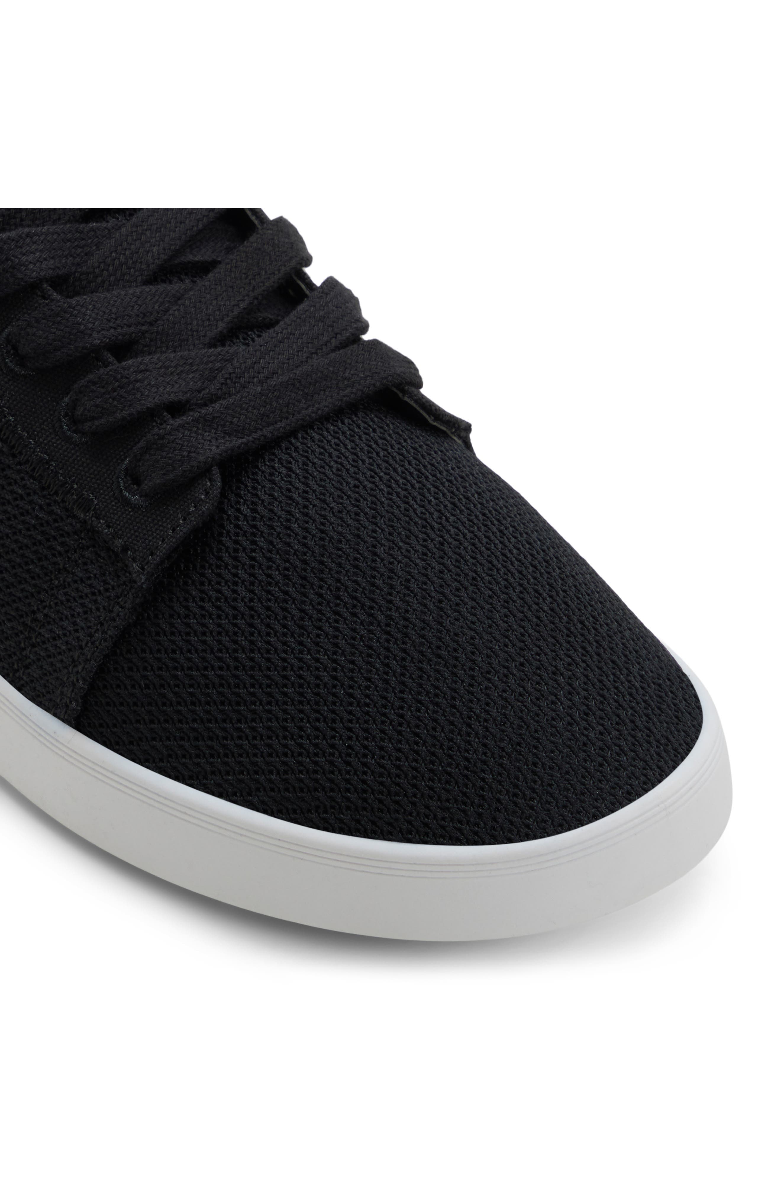 Roxy Mauka Sneaker, Alternate, color, Black
