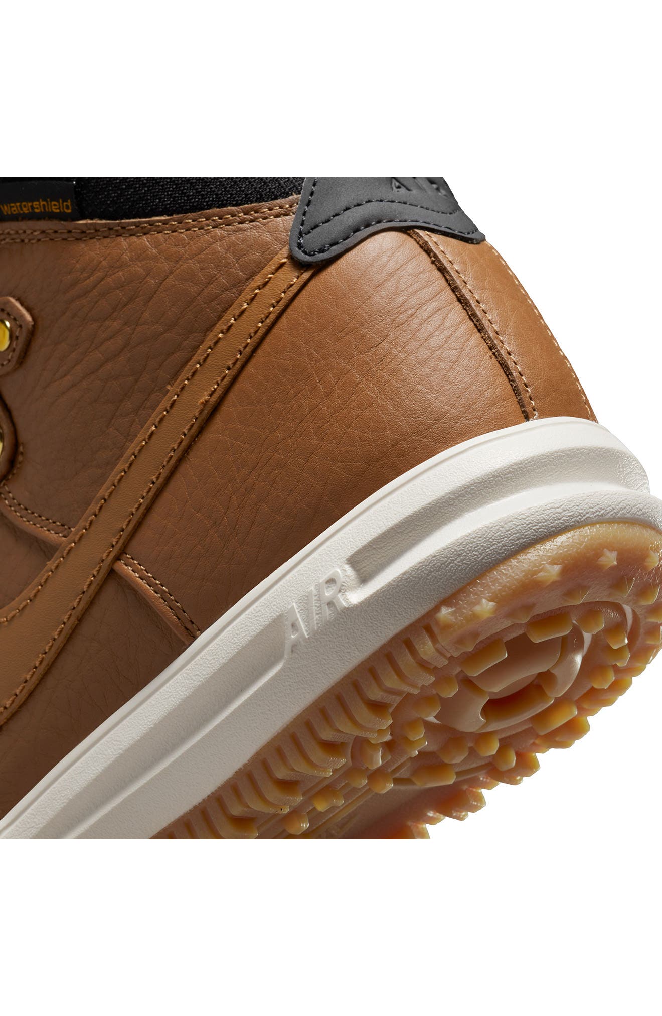 brown nike boots for men