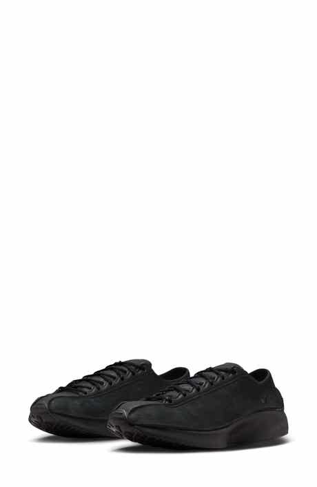 Air Superfly Sneaker