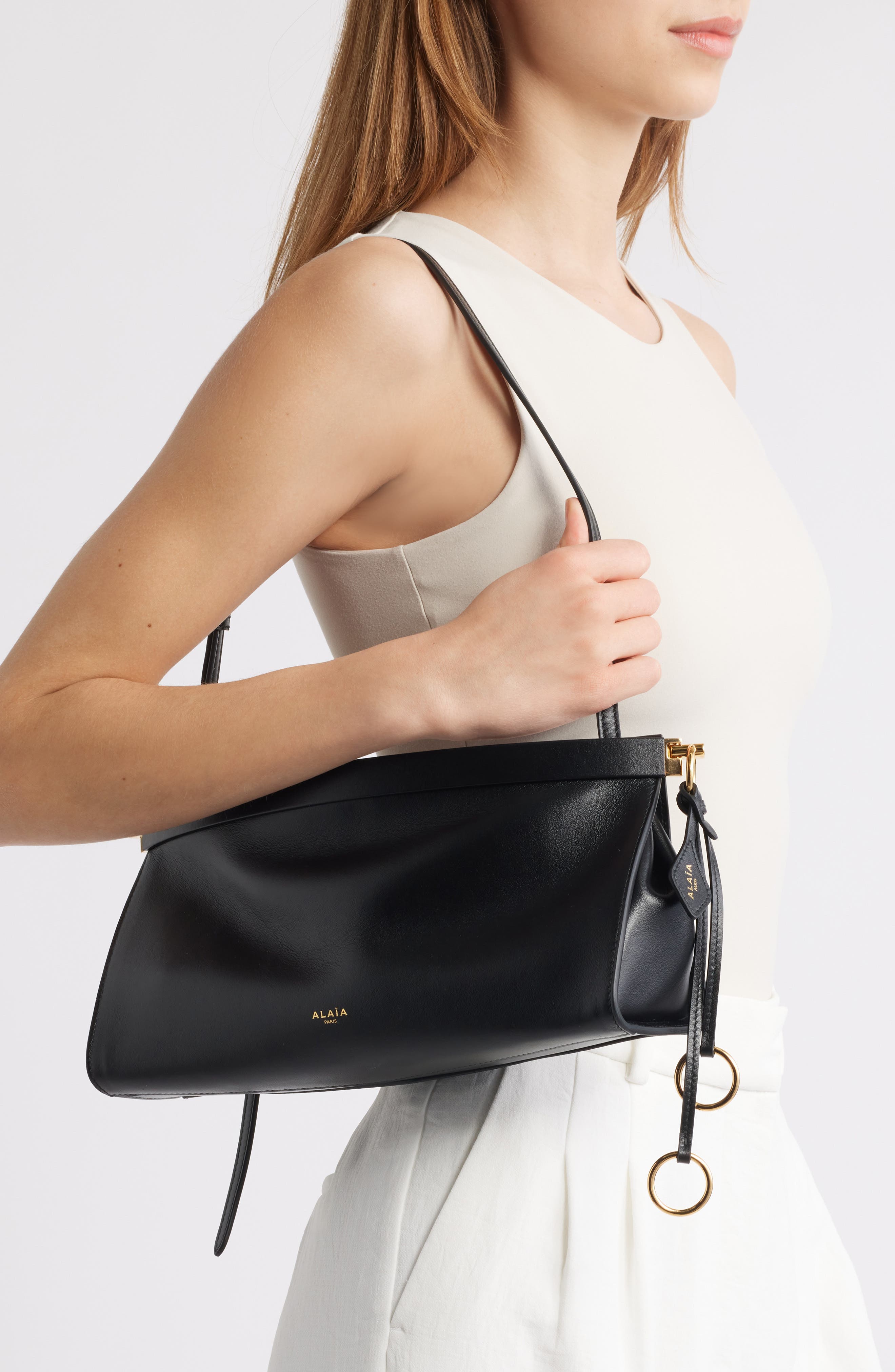 Alaïa Medium Le Click East/West Leather Shoulder Bag, Alternate, color, Noir