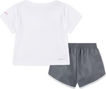 Kids' Dri-FIT Game, Swoosh, Match! T-Shirt & Shorts Set