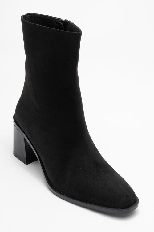 Prologue Shoes Chara Block Heel Ankle Boot In Black