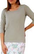 UV Skinz 3/4 Sleeve Scoop Neck R&R Tee