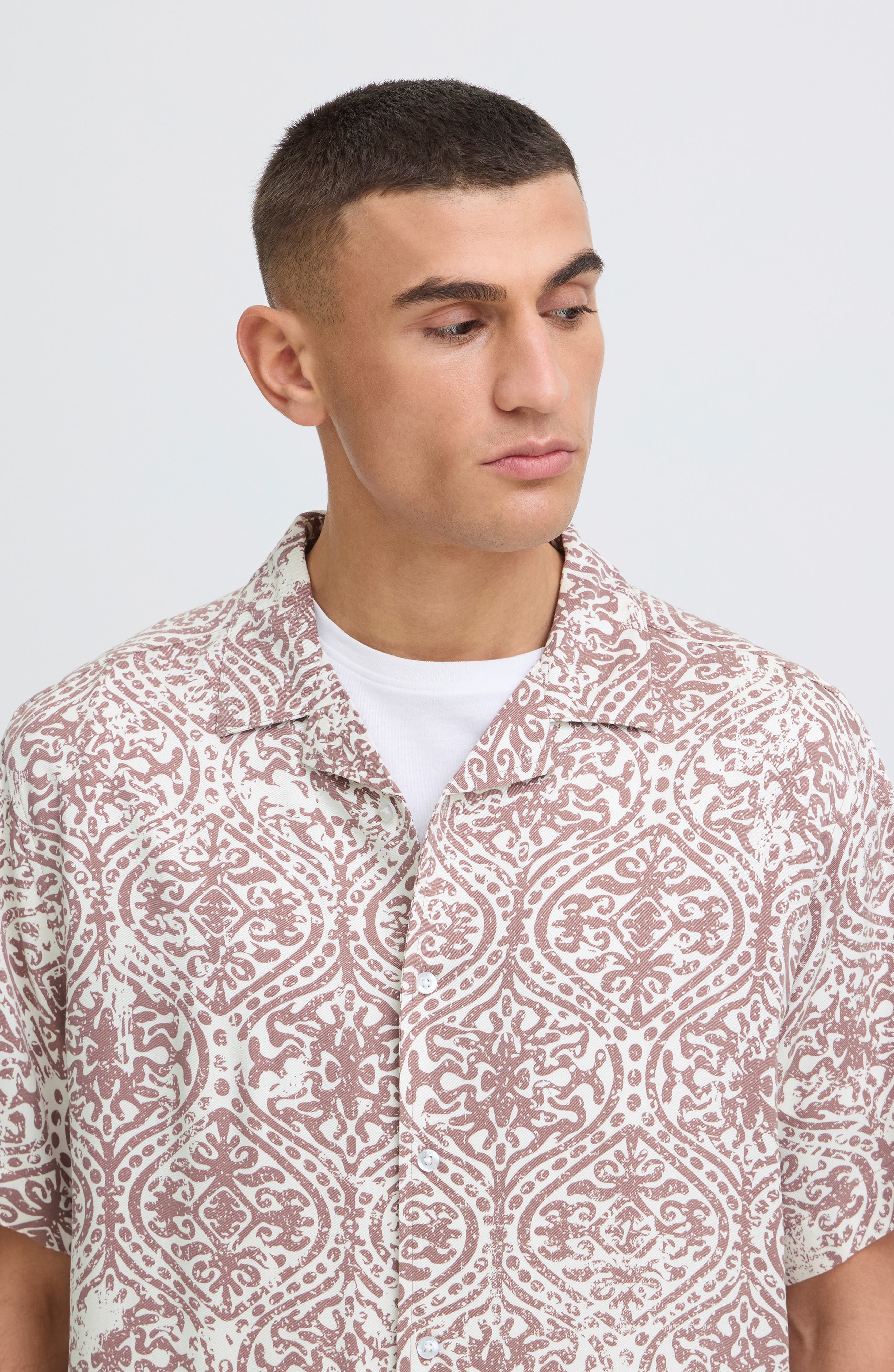 Urkon Arabesque Print Camp Shirt - image 2