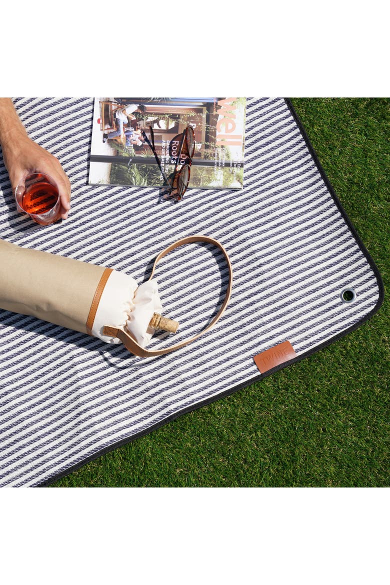 Picnic Blanket with Waterproof Lining, Alternate, color, Blue