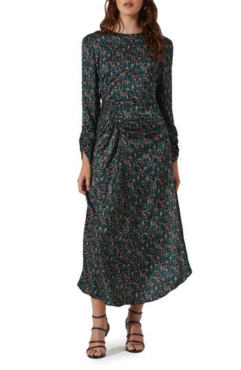 Astr The Label Ruched Long Sleeve Midi Dress In Green
