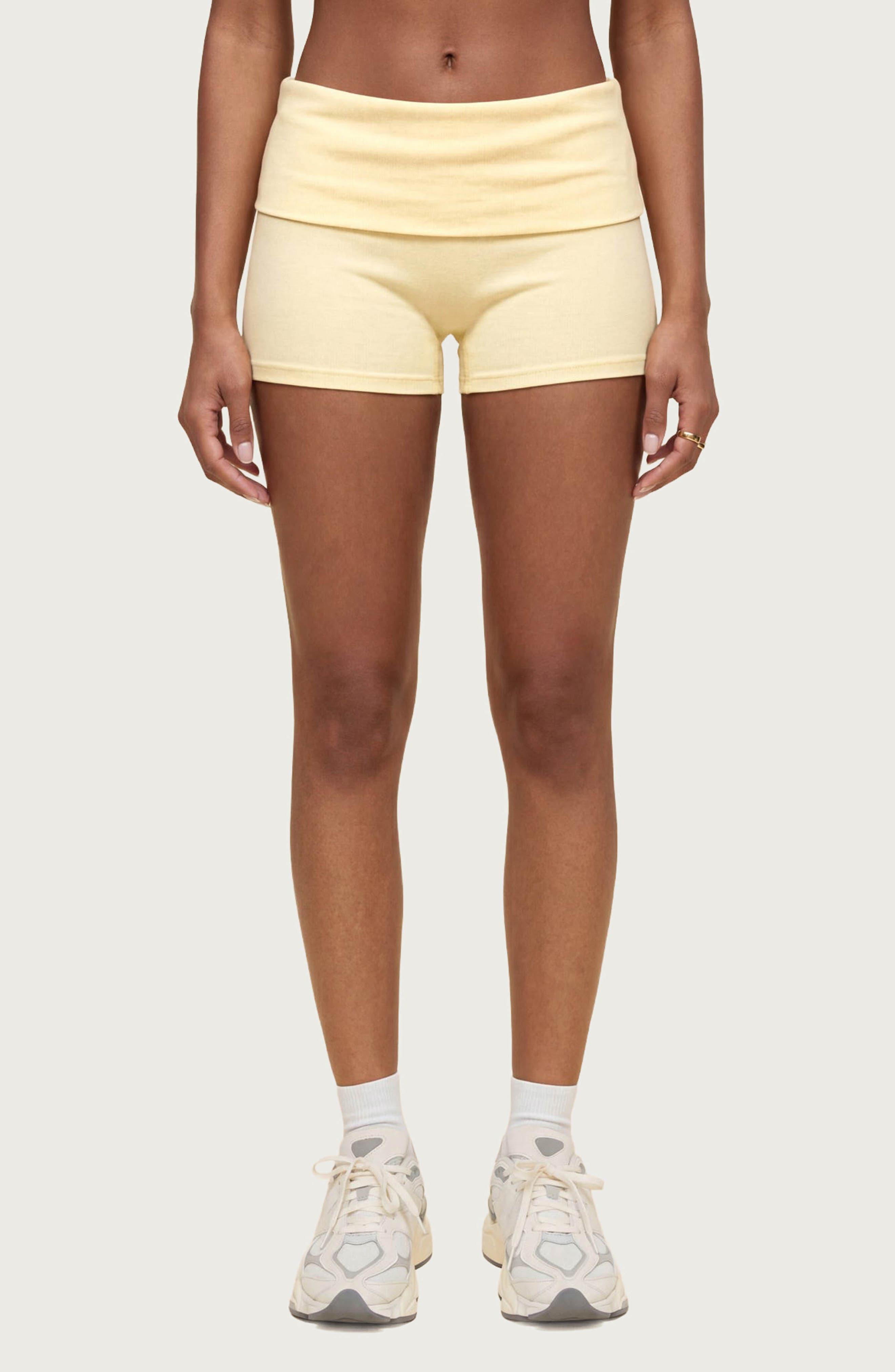 selected YELLOW