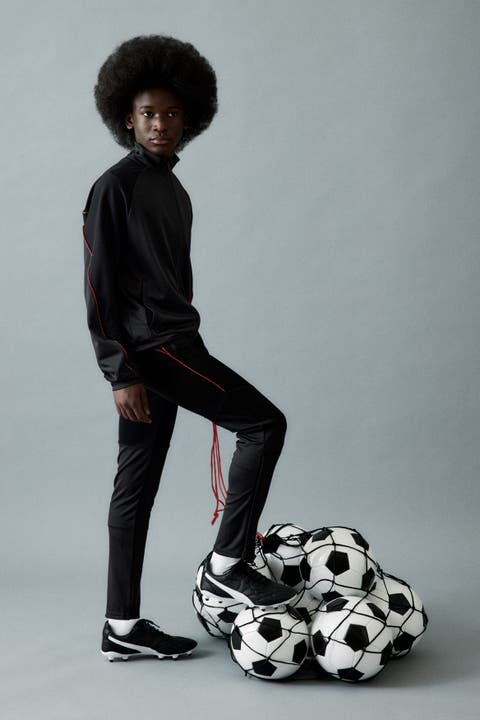 Regular Fit Football Pants With Drymove