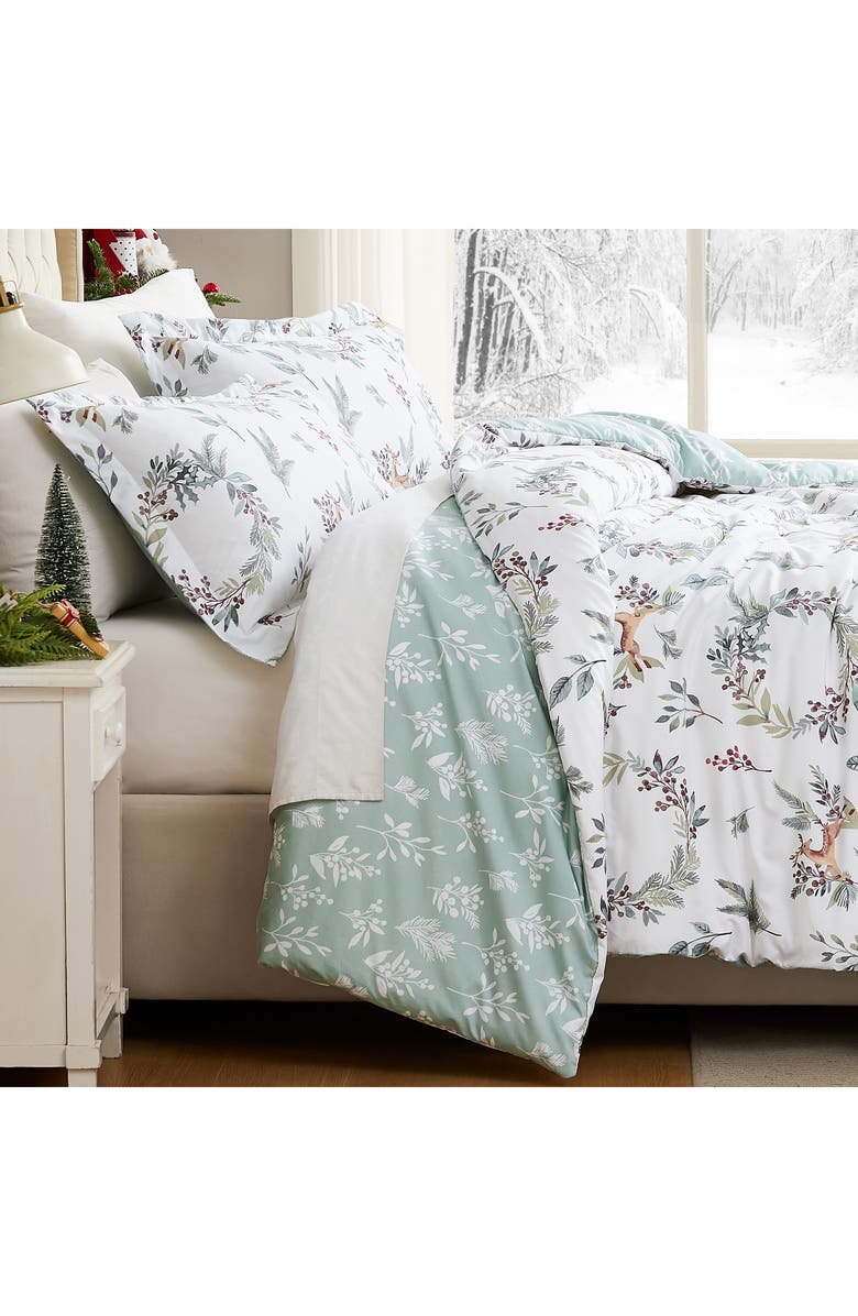 SOUTHSHORE FINE LINENS Happy Holidays Oversize Holiday Comforter Set, Alternate, color, Happy Holidays