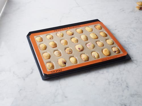 Silpat Cook N' Cool Perforated Baking Tray, 13-1/2" X 16-5/8"