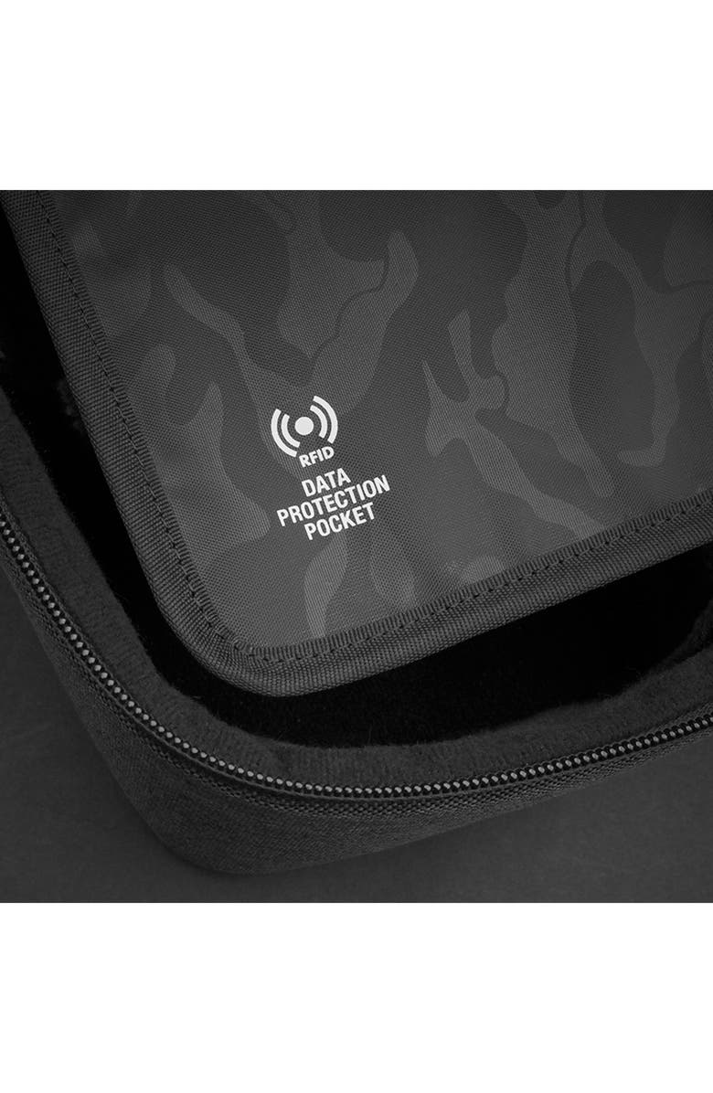 SOLO NEW YORK Bridge Street RFID Tech Case, Alternate, color, Black/ Grey