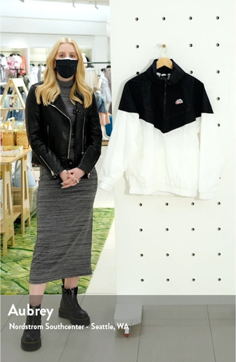 Sportswear Heritage Windrunner Hooded Half Zip Jacket, sales video thumbnail