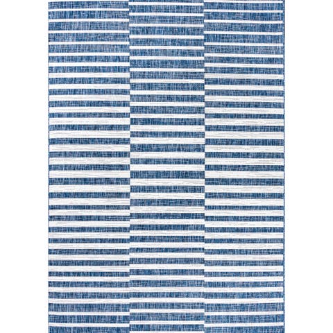 Sukie Modern Offset Stripe Indoor/Outdoor Area Rug