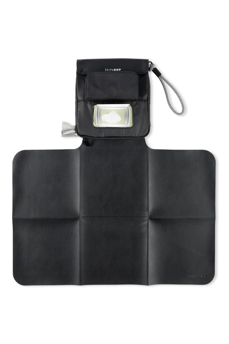 Clean Slate Changing Station Diaper Bag, Alternate, color, BLACK