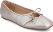 Journee Collection Callee Keyhole Square Toe Flat