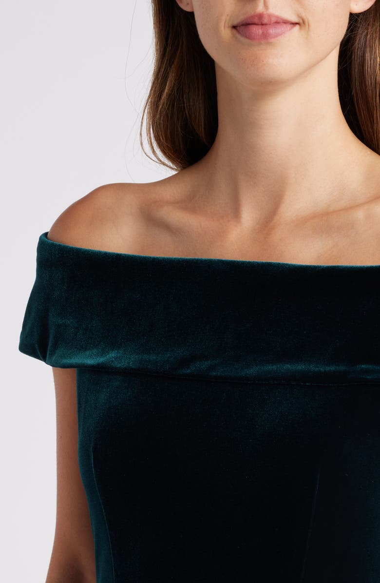 Alex Evenings Off the Shoulder Stretch Velvet Gown, Alternate, color, 
