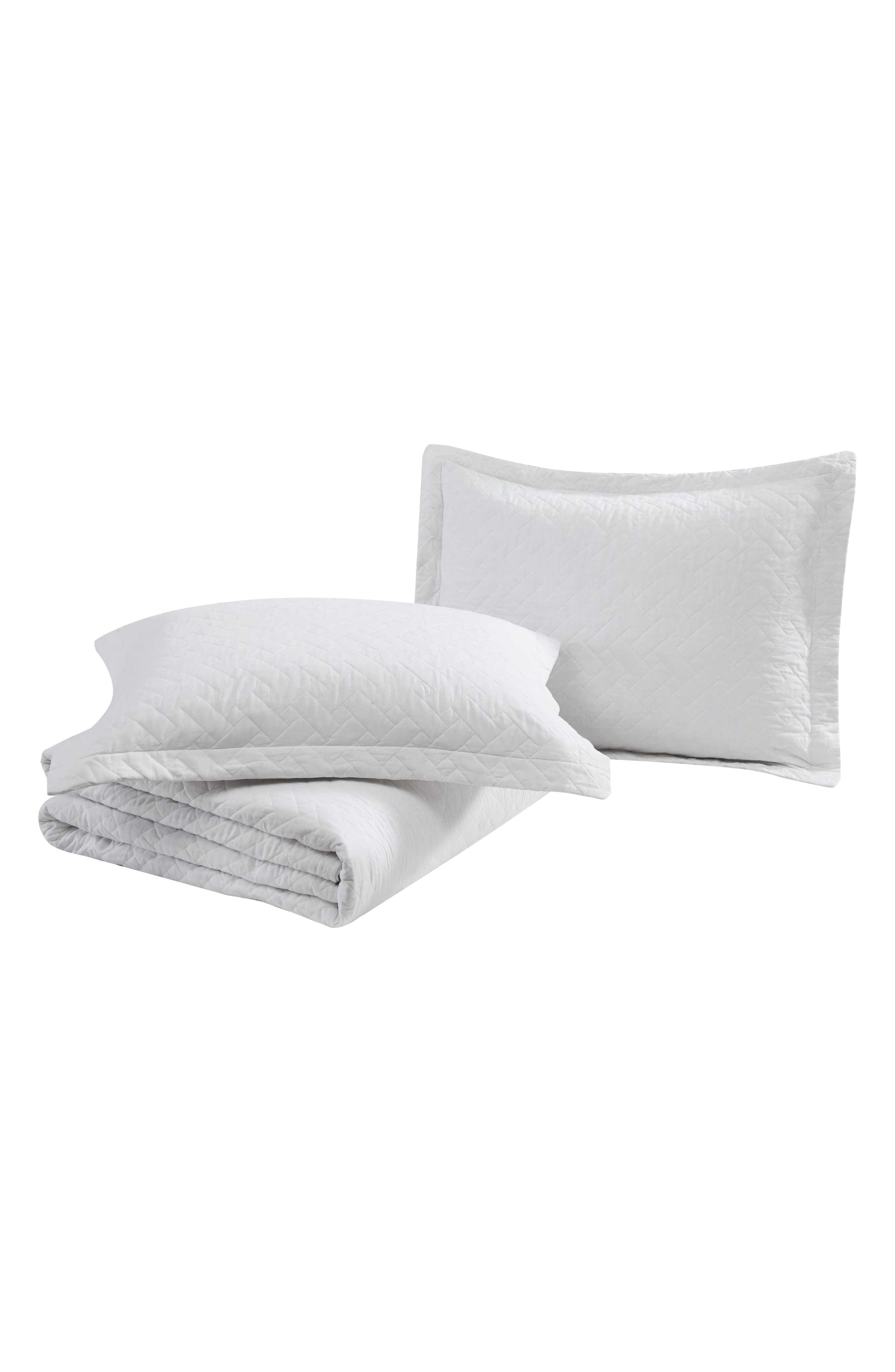 Tommy Bahama Solid Cotton Quilt & Sham Set