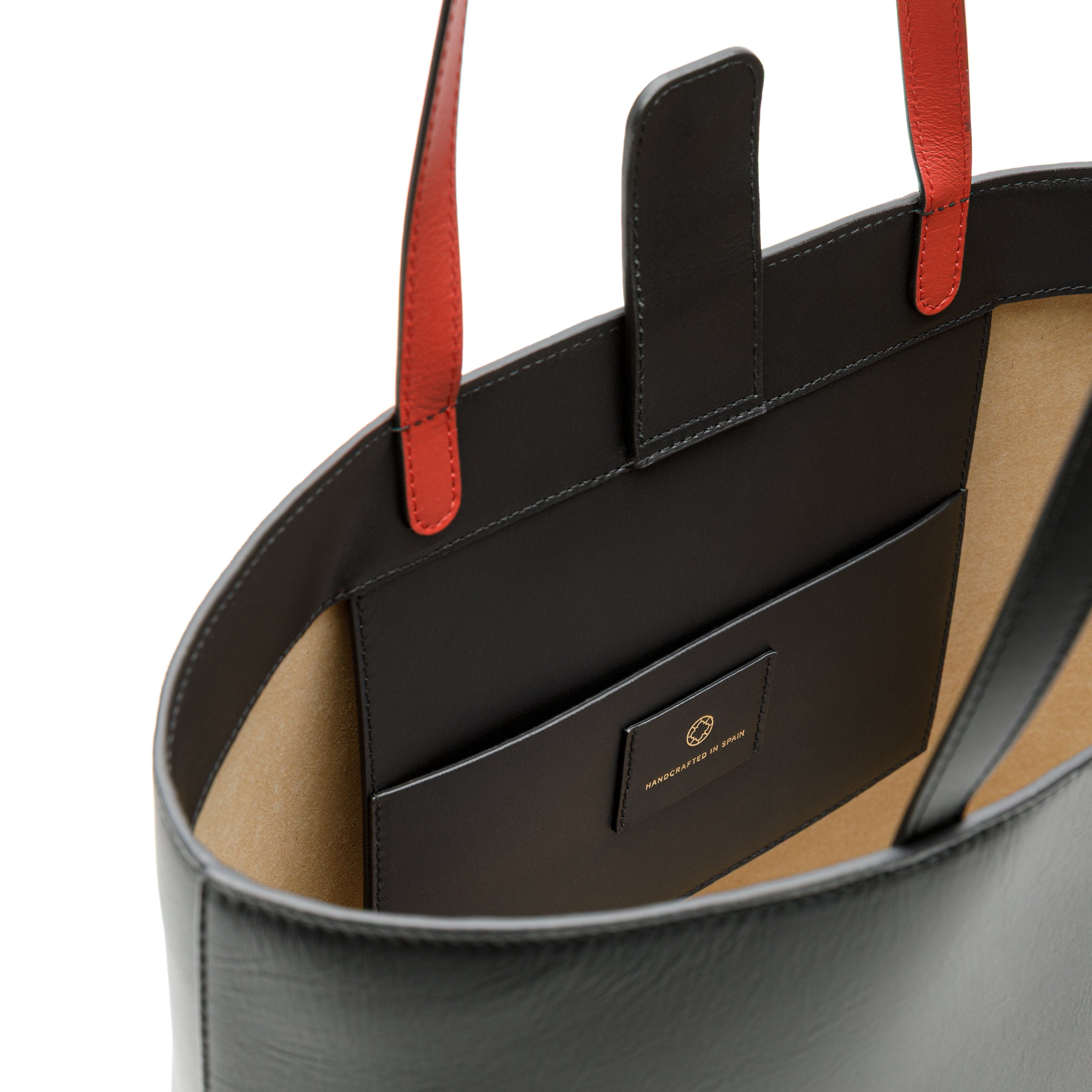 LA PORTEGNA Olivia Tote Vegetable Tanning, Alternate, color, Black