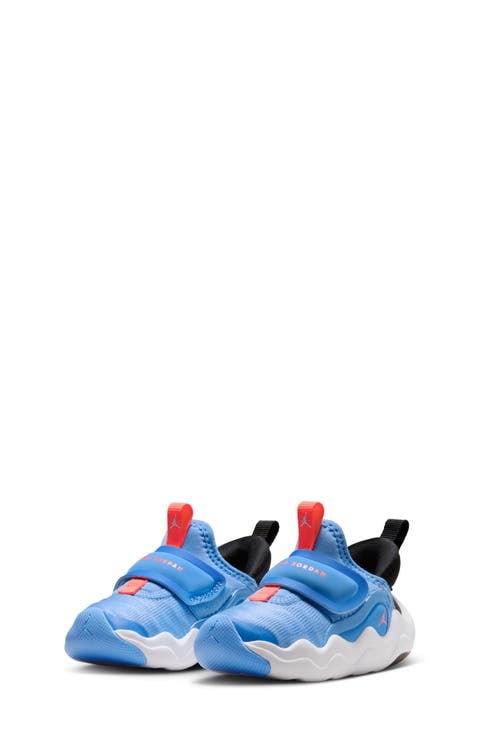 23/7.2 EasyOn Sneaker (Baby, Walker, Toddler & Little Kid)