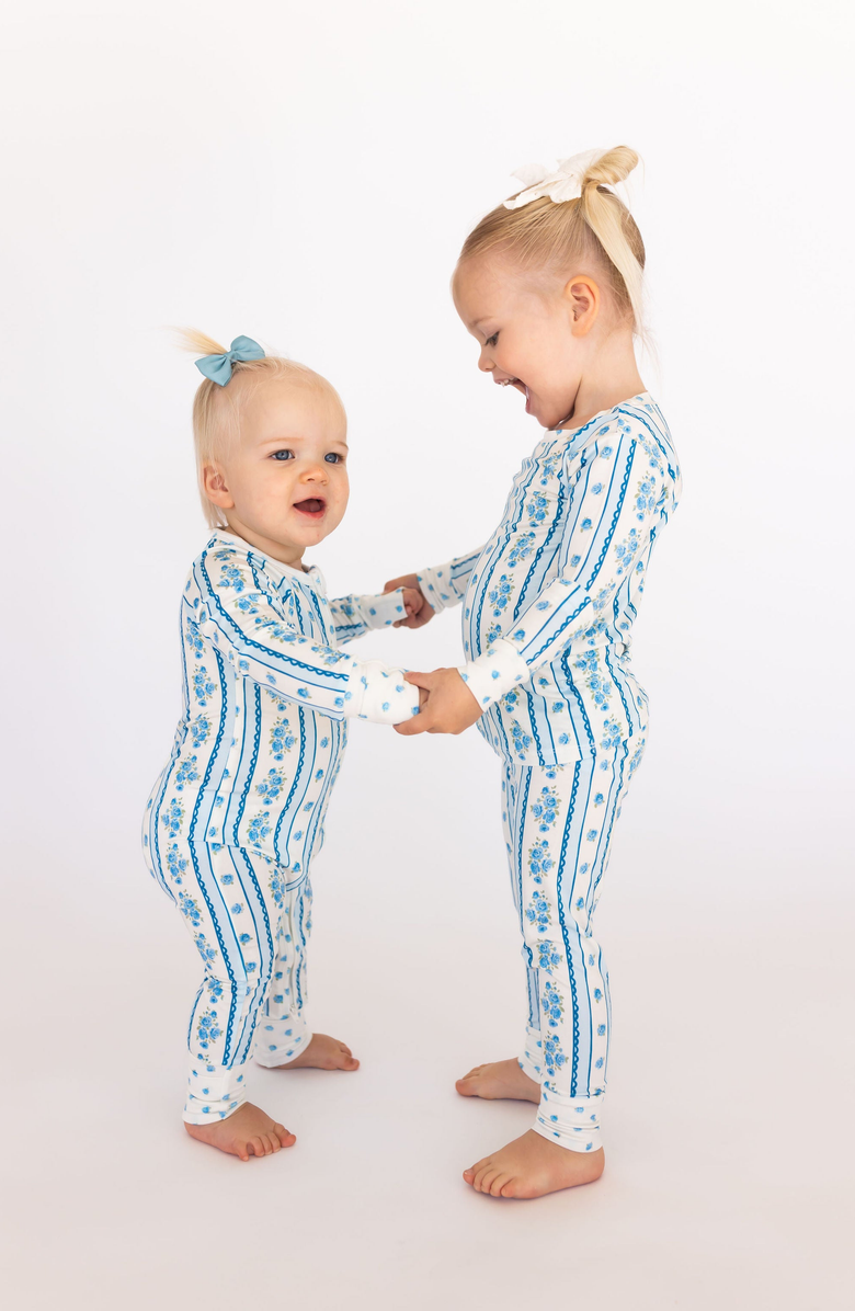 In My Jammers Forever Blooming Zipper Romper, Alternate, color, Cream / Blue Roses